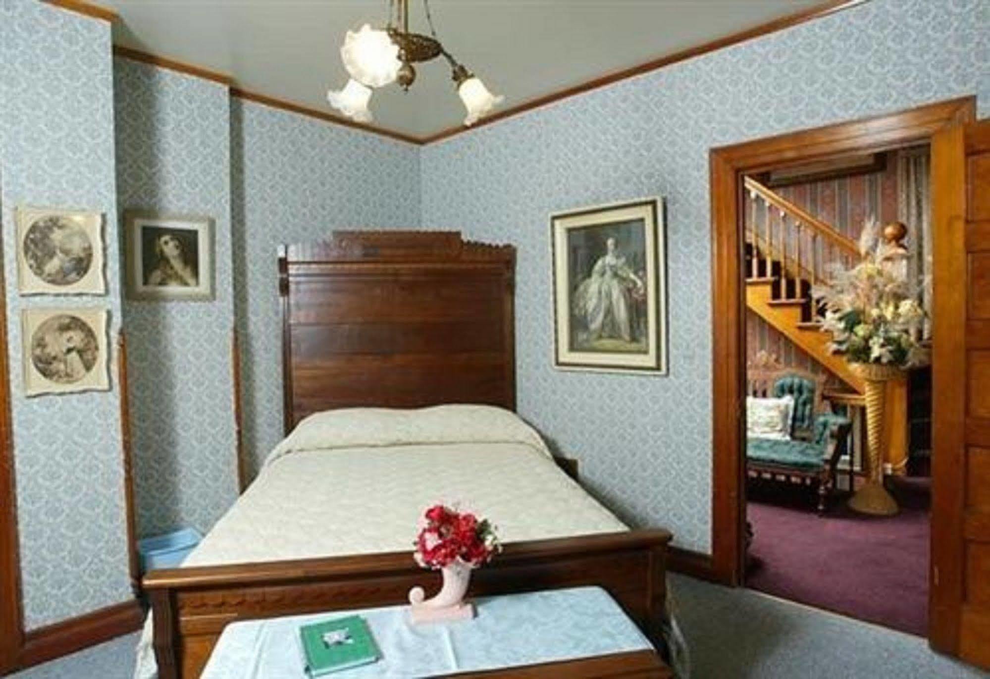 Oakenwald Terrace Hotel Chatfield Camera foto